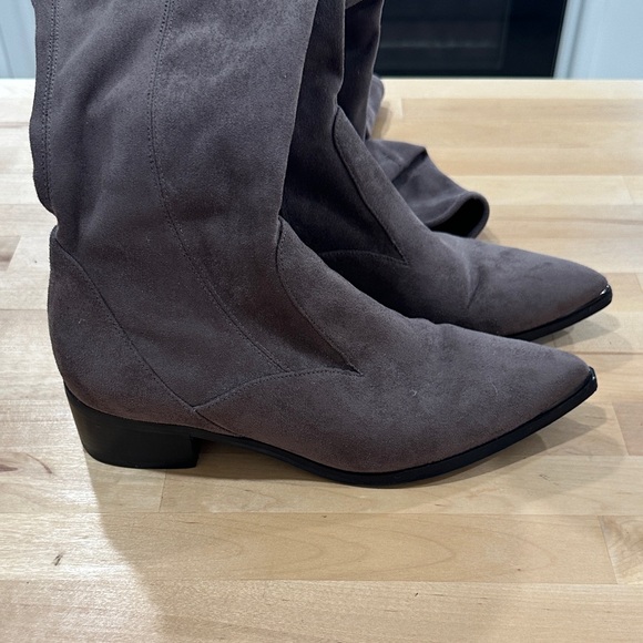 Marc Fisher Yakira Faux Suede Over-the-Knee Boots Size 7.5M Brownish Gray - Picture 7 of 15